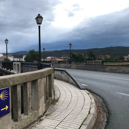 Camino De Santiago Apartamento Con 3 *
